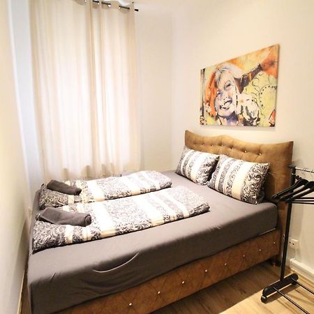 Private Double Bedroom Rf2 Viyana Dış mekan fotoğraf